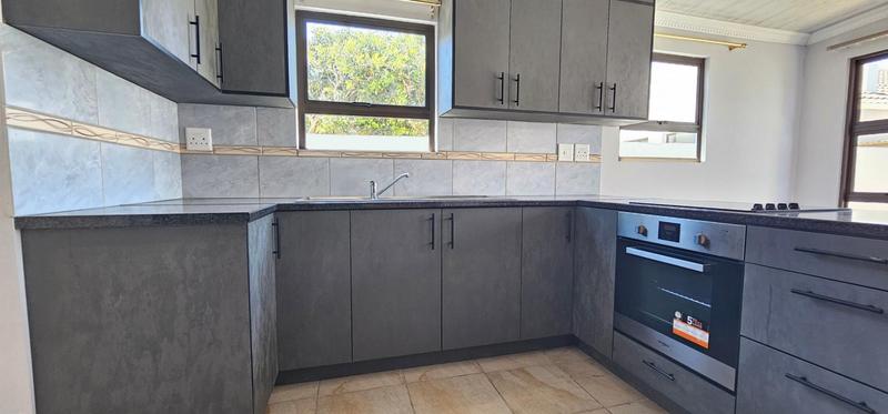 4 Bedroom Property for Sale in Country Club Western Cape